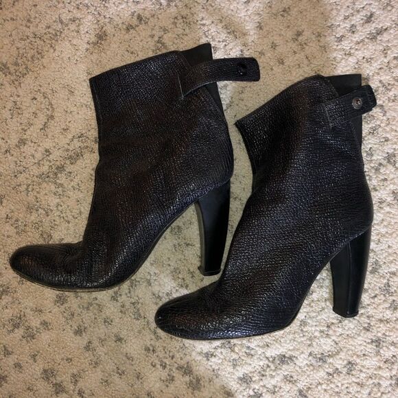 💛 Tibi Black Booties - Picture 1 of 2